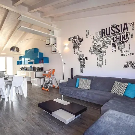 Attico Eleonora דירה