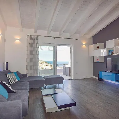 Attico Eleonora *